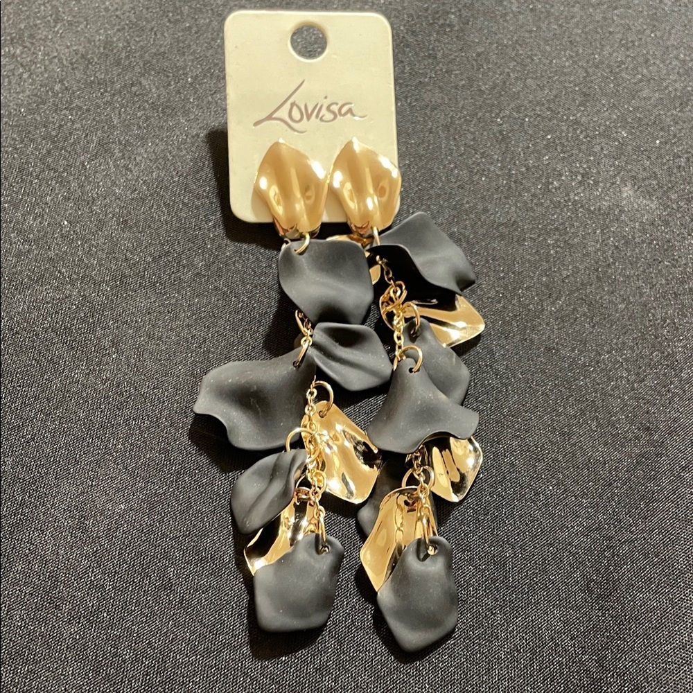Lovisa Black and Gold Floral Dangle Earrings - Picture 1 of 4